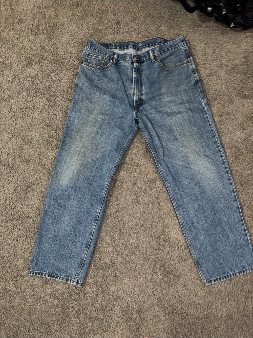 Vintage Levi’s 550 Relaxed Jeans Men’s Size 40x30 Denim Straight Y2k